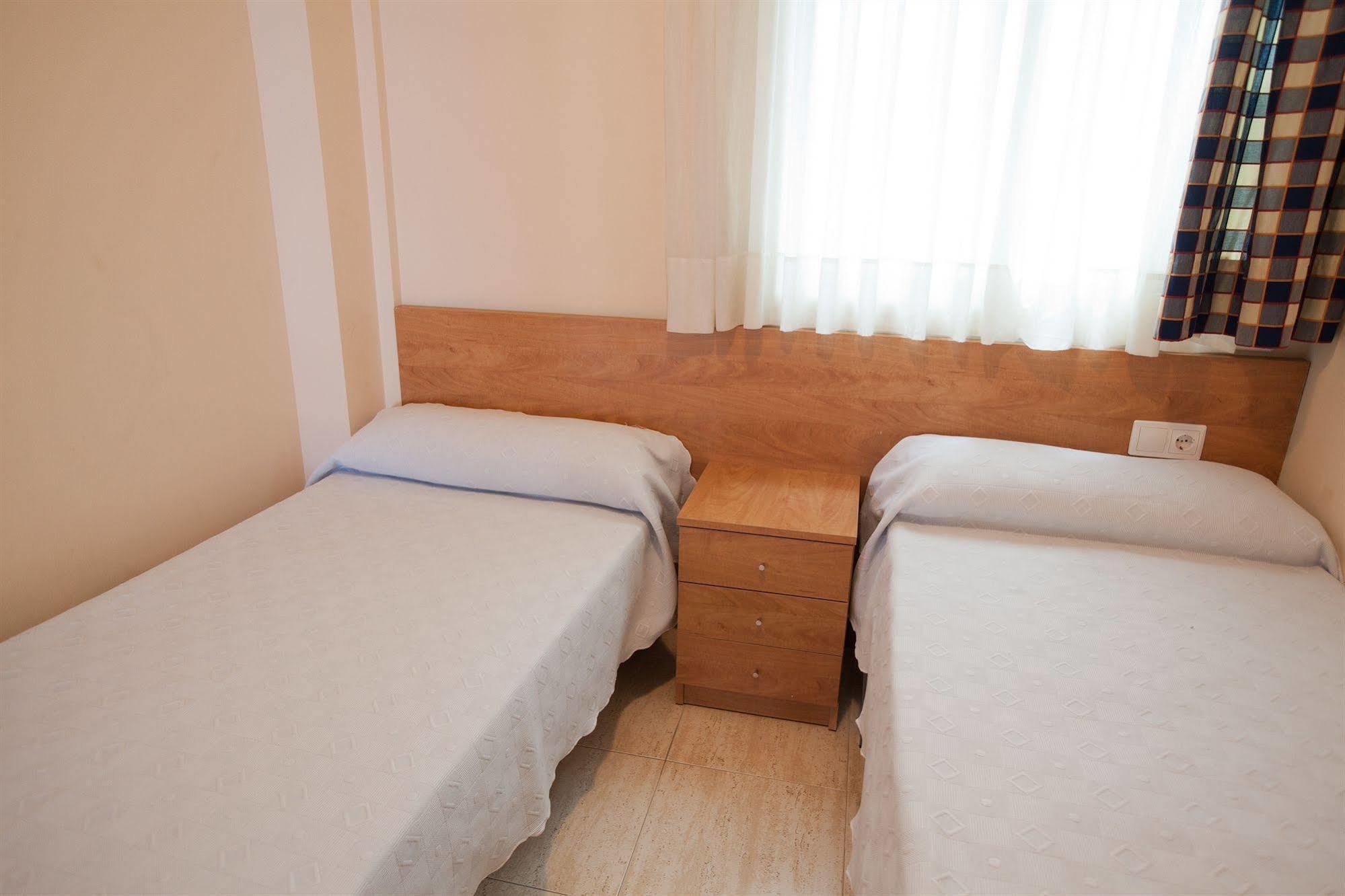 Apartaments Costamar Calafell Room photo